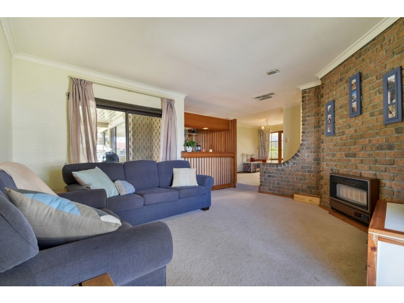 32 Barramundi Drive, Hallett Cove SA 5158