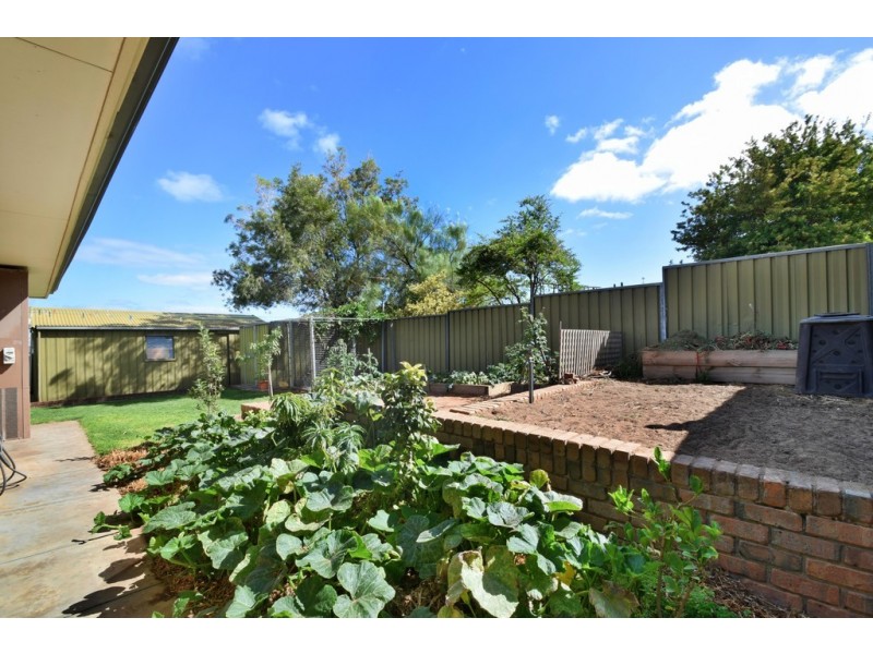 32 Barramundi Drive, Hallett Cove SA 5158