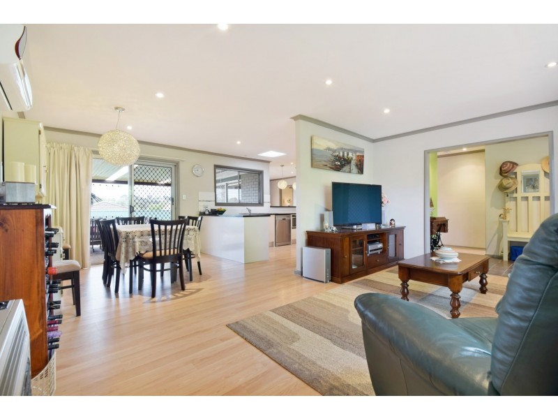 11 Tatiara Road, Happy Valley SA 5159