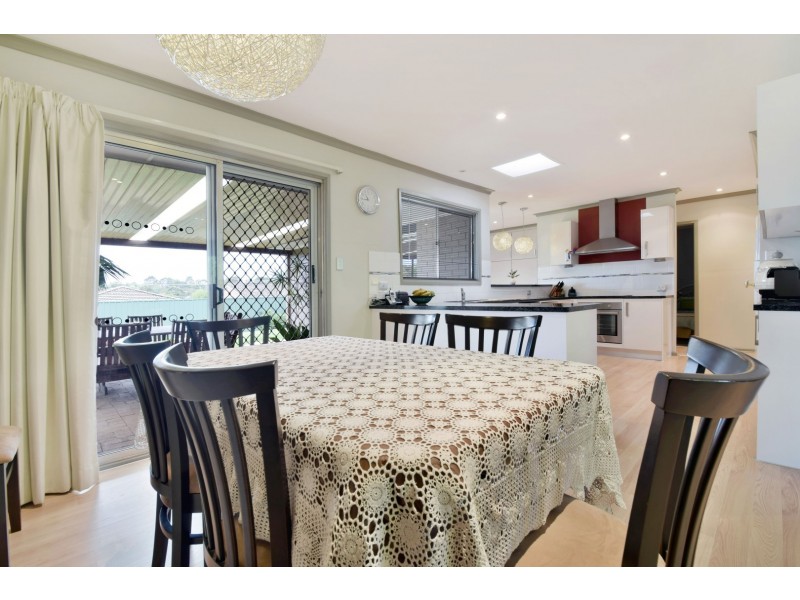 11 Tatiara Road, Happy Valley SA 5159
