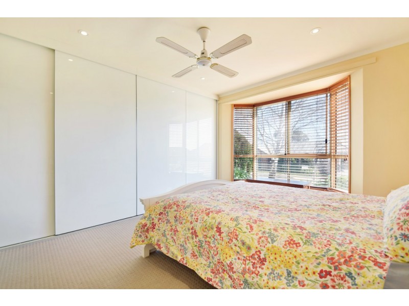 5 Traeger Court, Woodcroft SA 5162