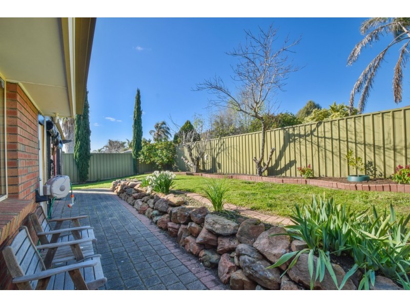 5 Traeger Court, Woodcroft SA 5162