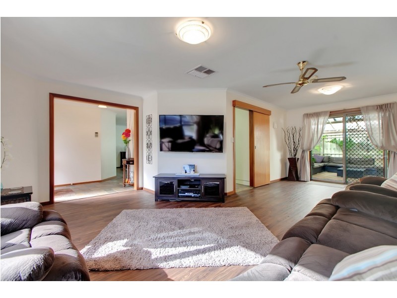 27 Begonia Street, Morphett Vale SA 5162