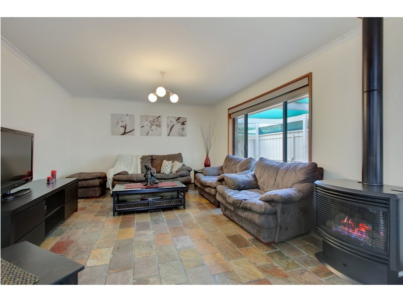 27 Begonia Street, Morphett Vale SA 5162