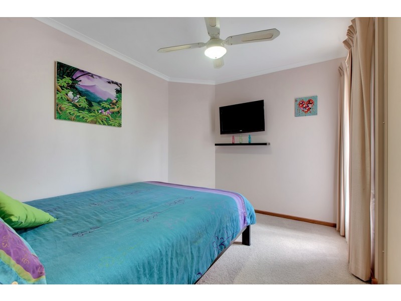 27 Begonia Street, Morphett Vale SA 5162