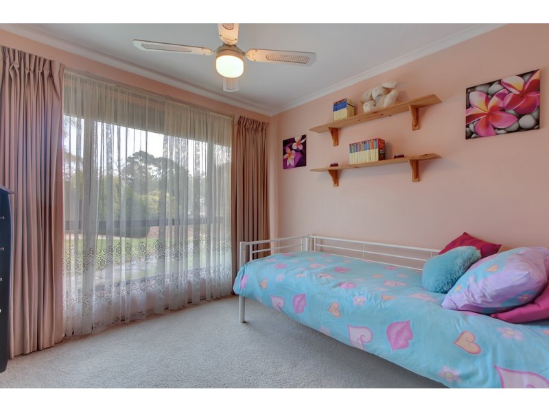 27 Begonia Street, Morphett Vale SA 5162