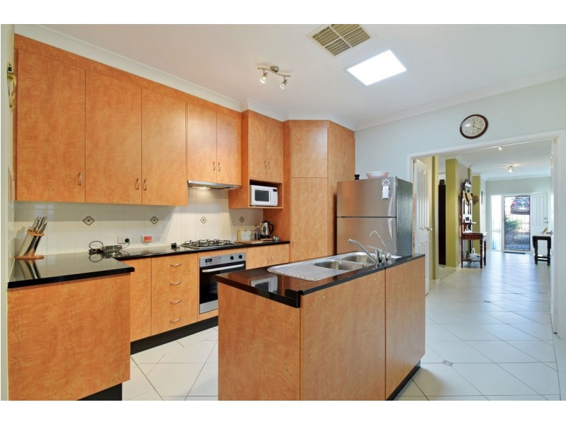 28 Pinnacle Crescent, Flagstaff Hill SA 5159