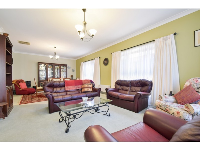 28 Pinnacle Crescent, Flagstaff Hill SA 5159