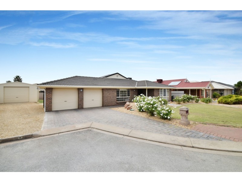 10 Meadfoot Close, Moana SA 5169