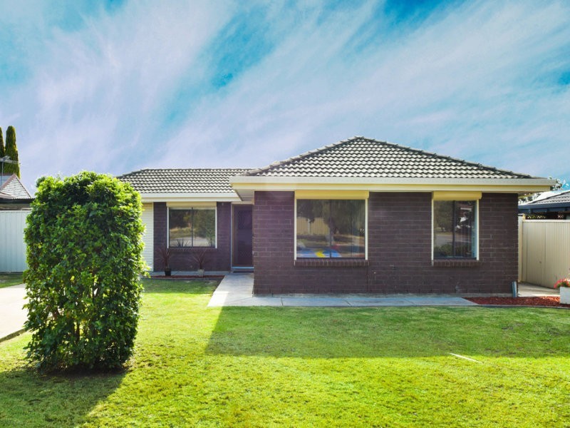 2 Abebe Court, Morphett Vale SA 5162