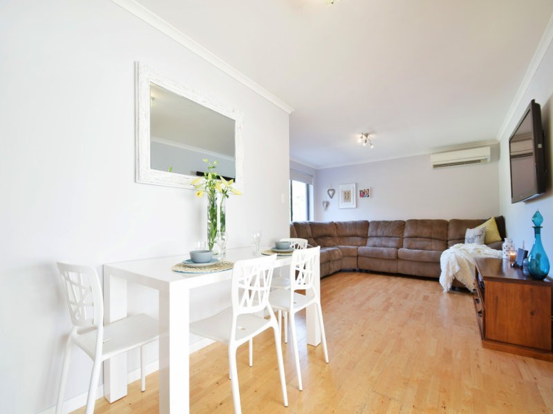 2 Abebe Court, Morphett Vale SA 5162