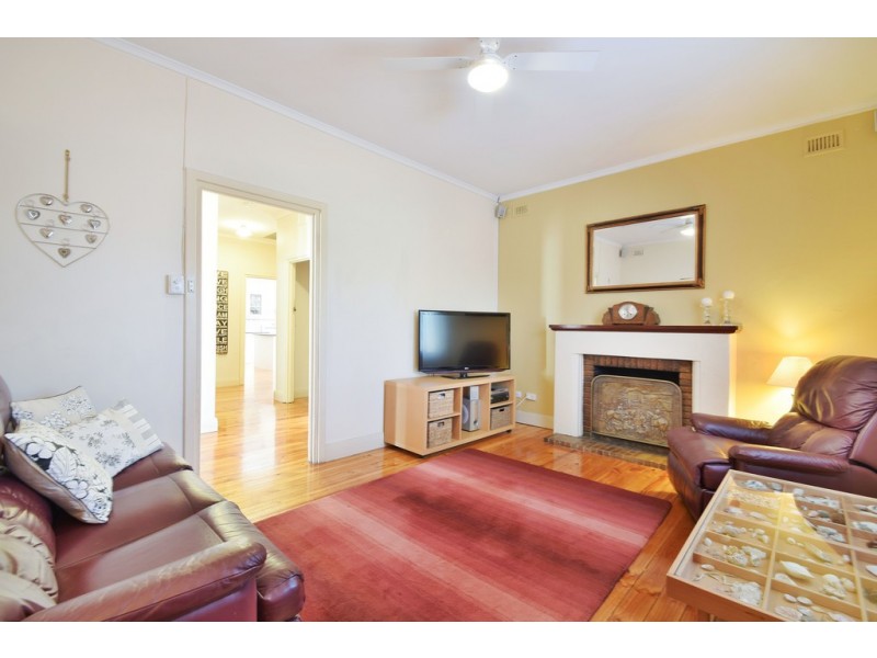 110 Railway Terrace, Ascot Park SA 5043