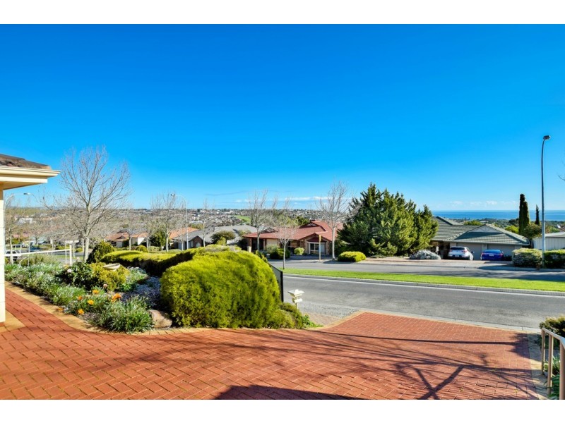 27 Grand Blvd, Seaford Rise SA 5169