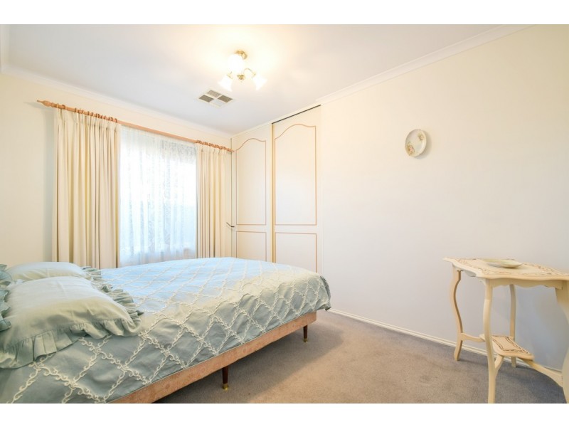 27 Grand Blvd, Seaford Rise SA 5169