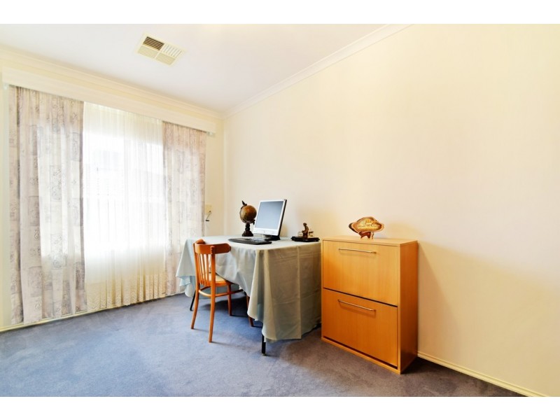 27 Grand Blvd, Seaford Rise SA 5169