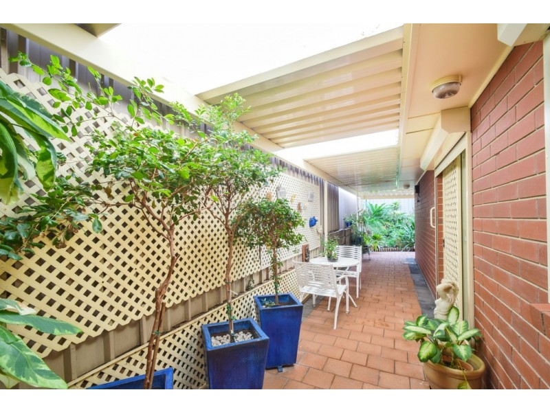 27 Grand Blvd, Seaford Rise SA 5169
