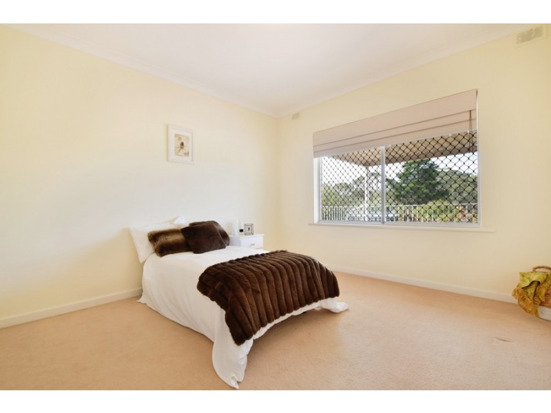 264 Shepherds Hill Road, Eden Hills SA 5050