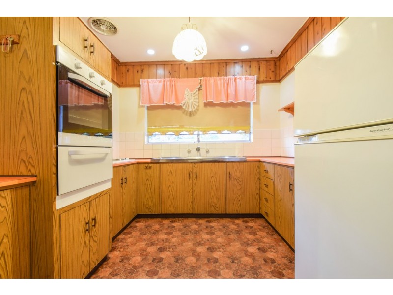 26 Haseldene Drive, Christie Downs SA 5164