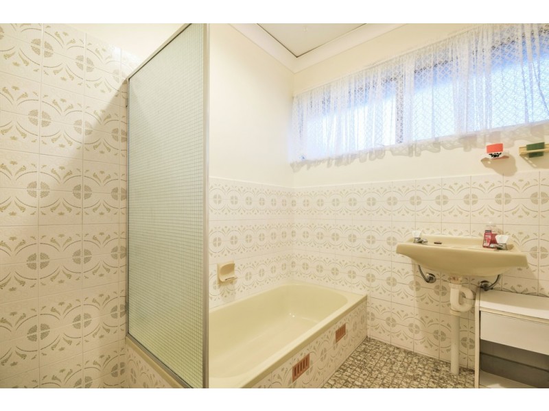 26 Haseldene Drive, Christie Downs SA 5164