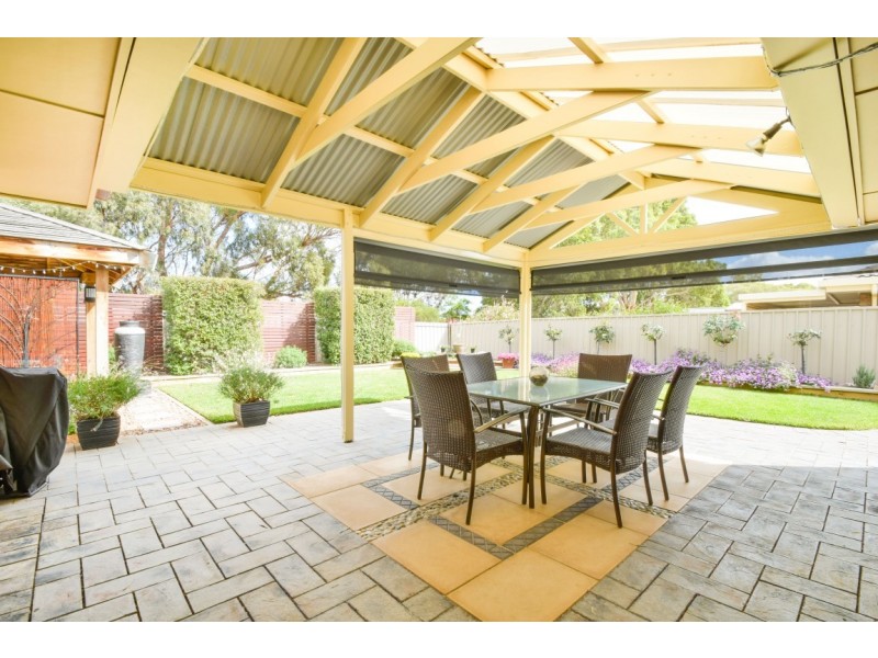 28 Epsilon Close, Woodcroft SA 5162