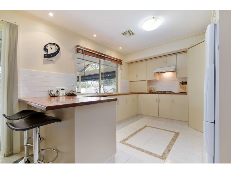 28 Epsilon Close, Woodcroft SA 5162