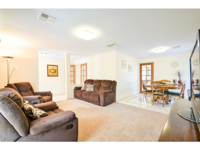 28 Epsilon Close, Woodcroft SA 5162