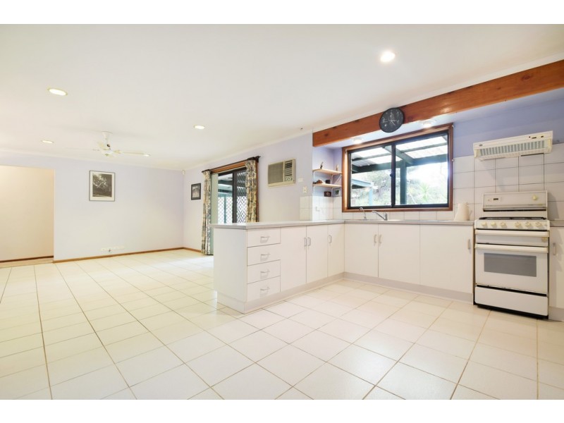 6 Marina Court, Hallett Cove SA 5158
