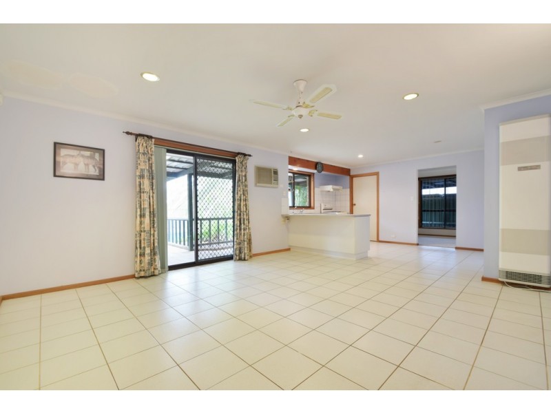 6 Marina Court, Hallett Cove SA 5158