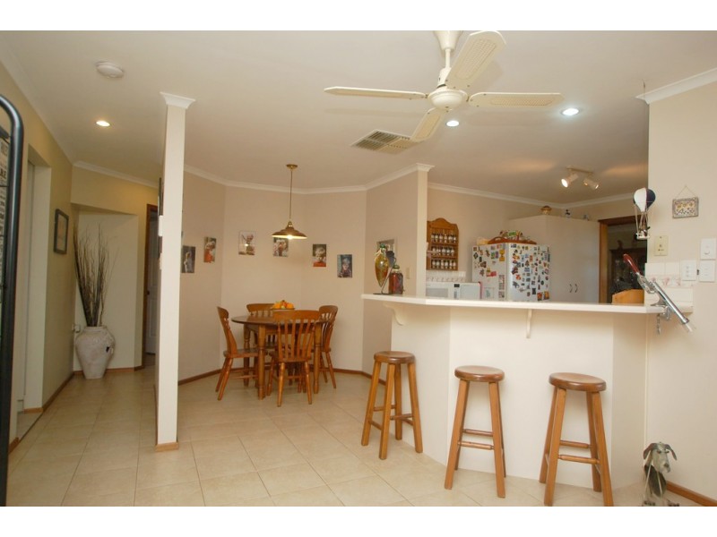 54 Horseshoe Drive, Woodcroft SA 5162