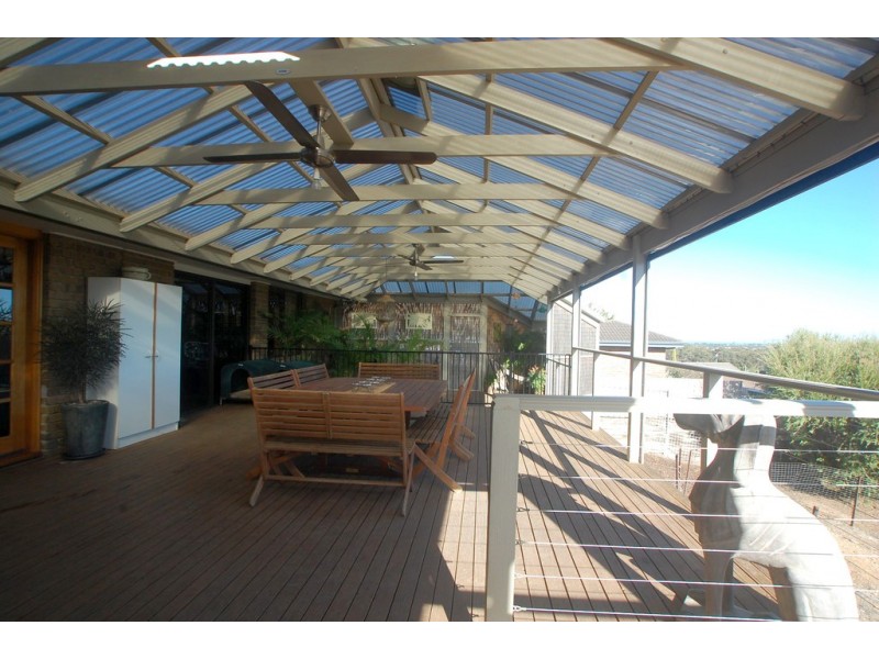 54 Horseshoe Drive, Woodcroft SA 5162