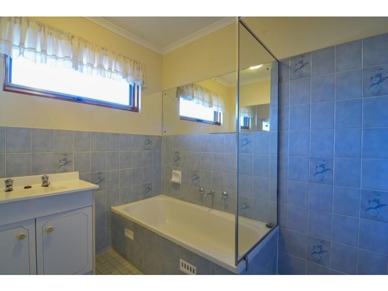 188 Hub Drive, Aberfoyle Park SA 5159
