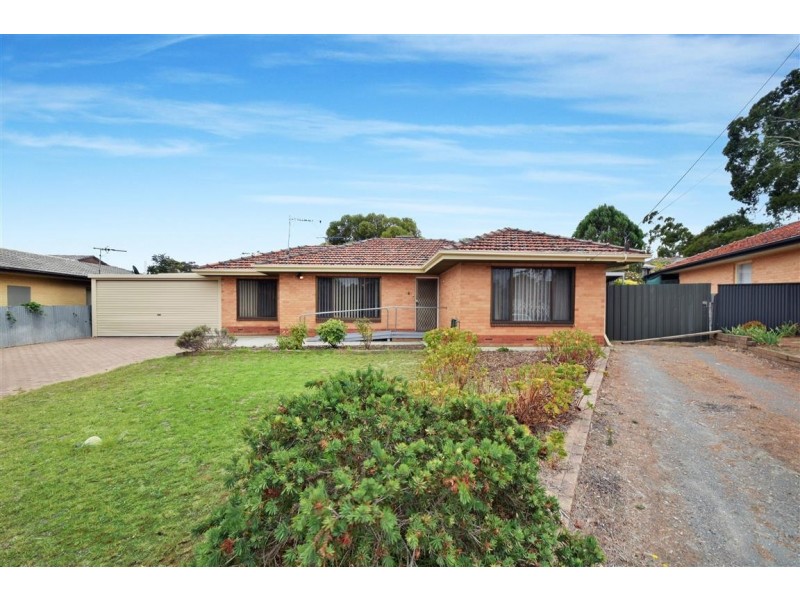 11 Susan Road, Hackham SA 5163