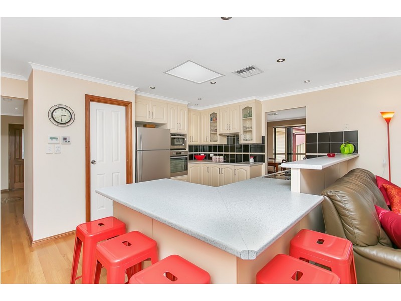 9 Haywood Court, Mount Compass SA 5210