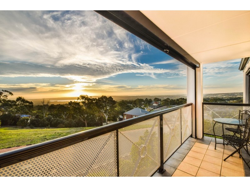 4 Gulfview Drive, Chandlers Hill SA 5159