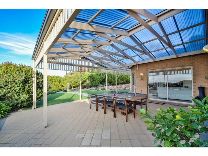 4 Gulfview Drive, Chandlers Hill SA 5159