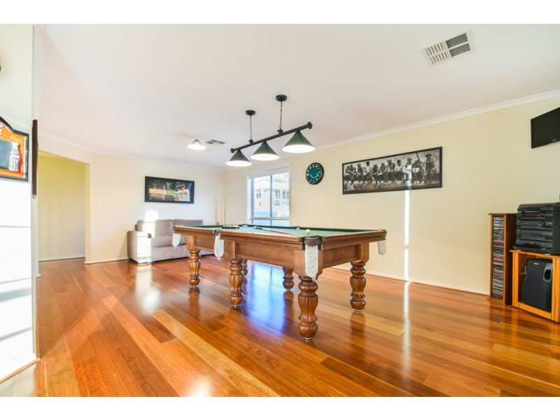 4 Gulfview Drive, Chandlers Hill SA 5159