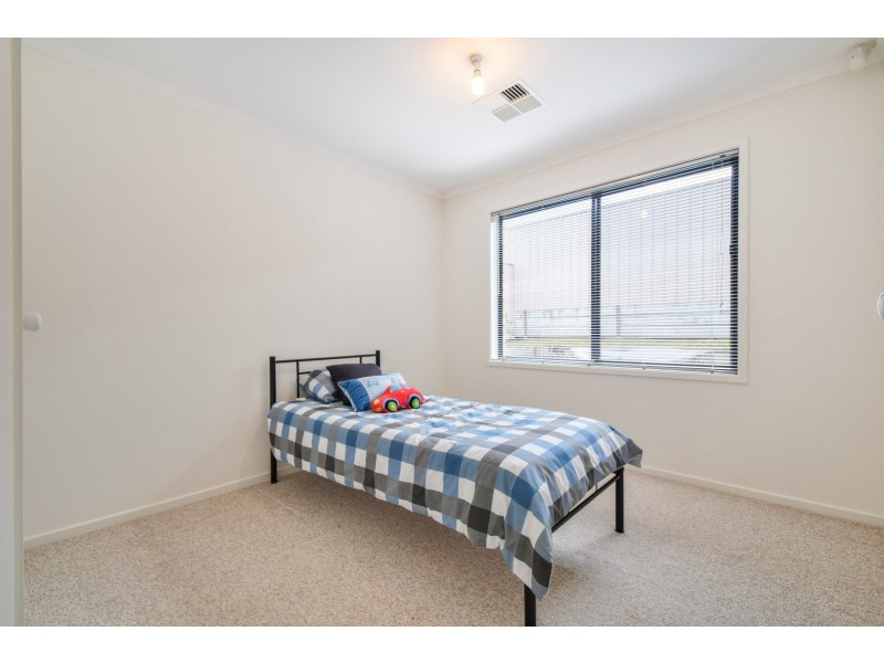 5 Overland Crescent, Sheidow Park SA 5158