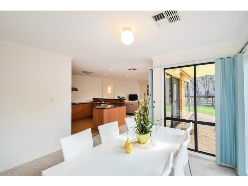 5 Overland Crescent, Sheidow Park SA 5158