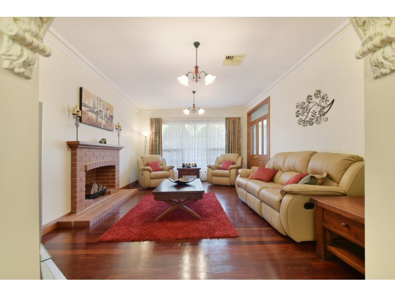 11 Charlson Rise, Happy Valley SA 5159