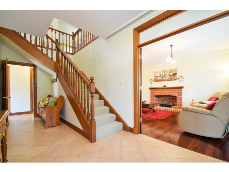 11 Charlson Rise, Happy Valley SA 5159