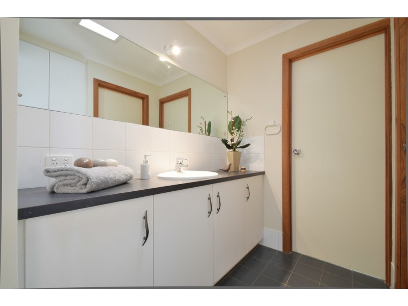 12 Pinehurst Grove, Morphett Vale SA 5162