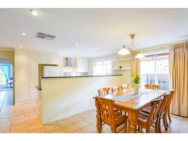 11 Dennis Street, Happy Valley SA 5159