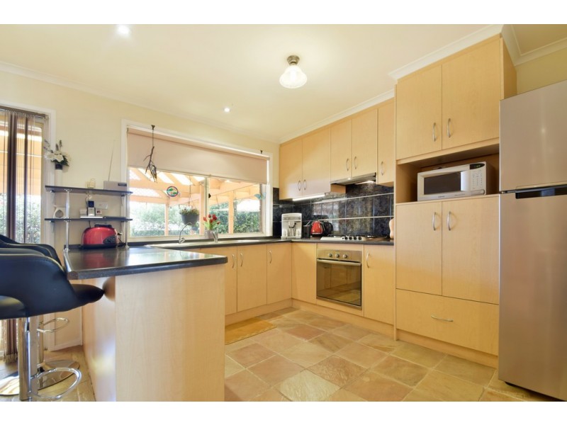 28 McIlwaine Crescent, Noarlunga Downs SA 5168