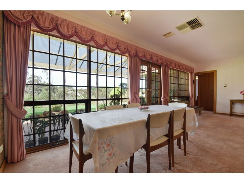 40 Dressage Avenue, Woodcroft SA 5162