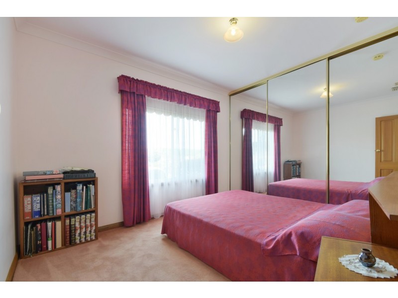 40 Dressage Avenue, Woodcroft SA 5162