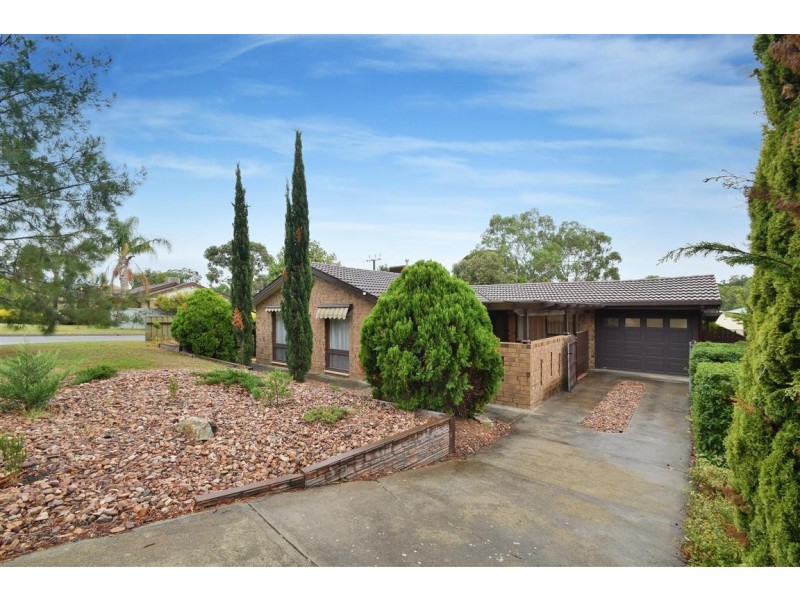7 Barrdickson Crescent, Happy Valley SA 5159