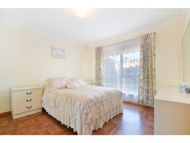 15 Lillian Street, Huntfield Heights SA 5163