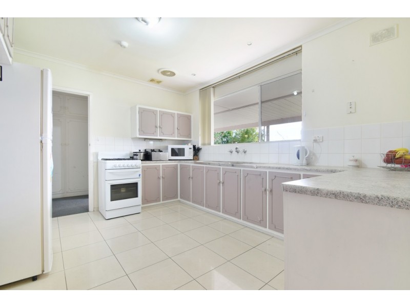 25 Irvine Street, Port Noarlunga SA 5167