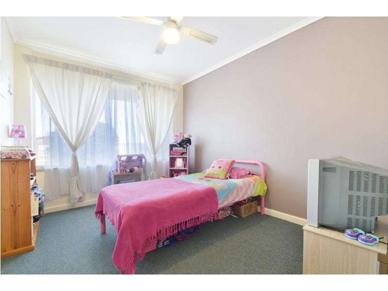 25 Irvine Street, Port Noarlunga SA 5167