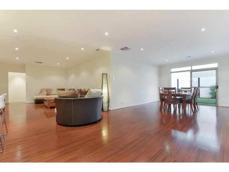 72 Esperance Boulevard, Seaford Rise SA 5169